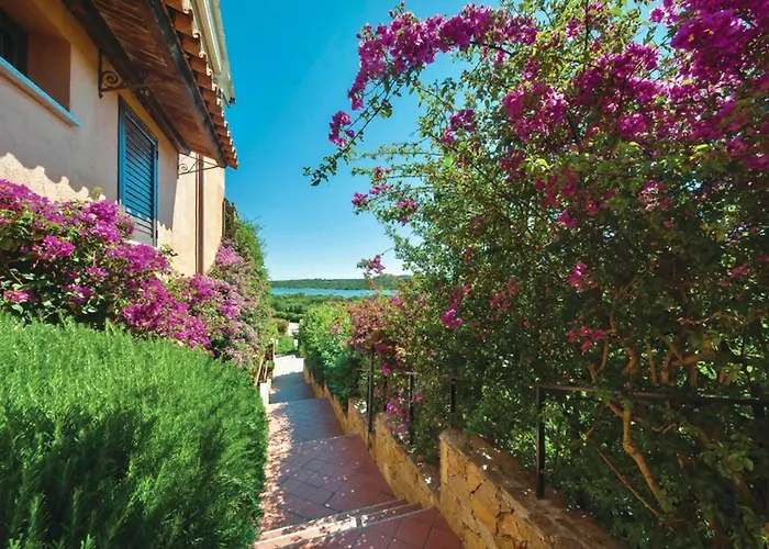 4 Beds In Marinella Just 100 Mt From The Apartment Golfo Aranci